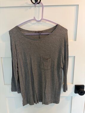 Vince Gray Long Sleeve Scoop Neck Pocket Tee